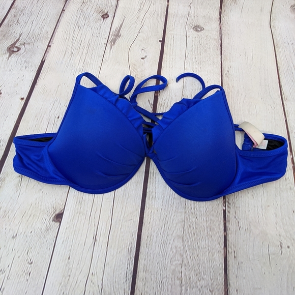 2 Piece Victoria's Secret Bikini Tops set - Picture 5 of 7